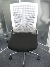 未使用品 ウチダ パルスチェア