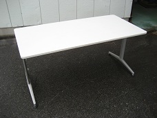 イトーキ　会議テーブル　W1500　ホワイト